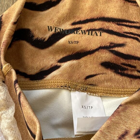 WeWoreWhat Gold Chain Belt High Waist Bike Short in Brushed Nylon Tiger Print - Picture 4 of 7